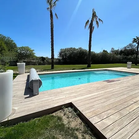 Le Mas Des Catalanes Villa